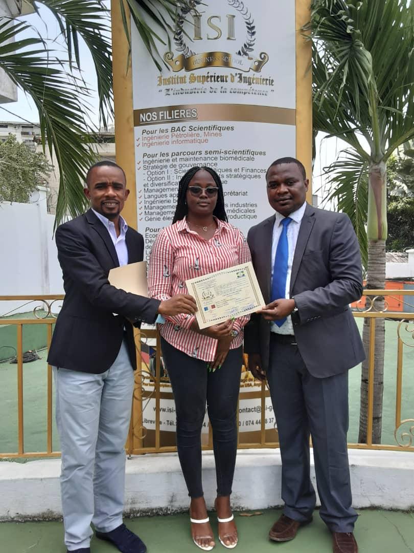 Mlle ADA ESSONE Grace Charline diplômé