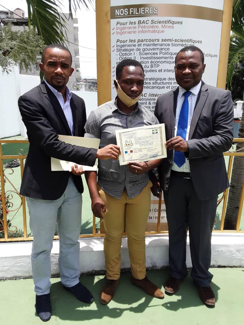 M. KOUMBA MOUNZIENGOU Yannick Prince diplômé d'ISI